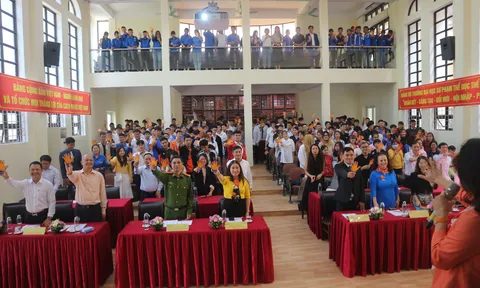 Xóa bỏ bạo lực giới nơi giảng đường đại học